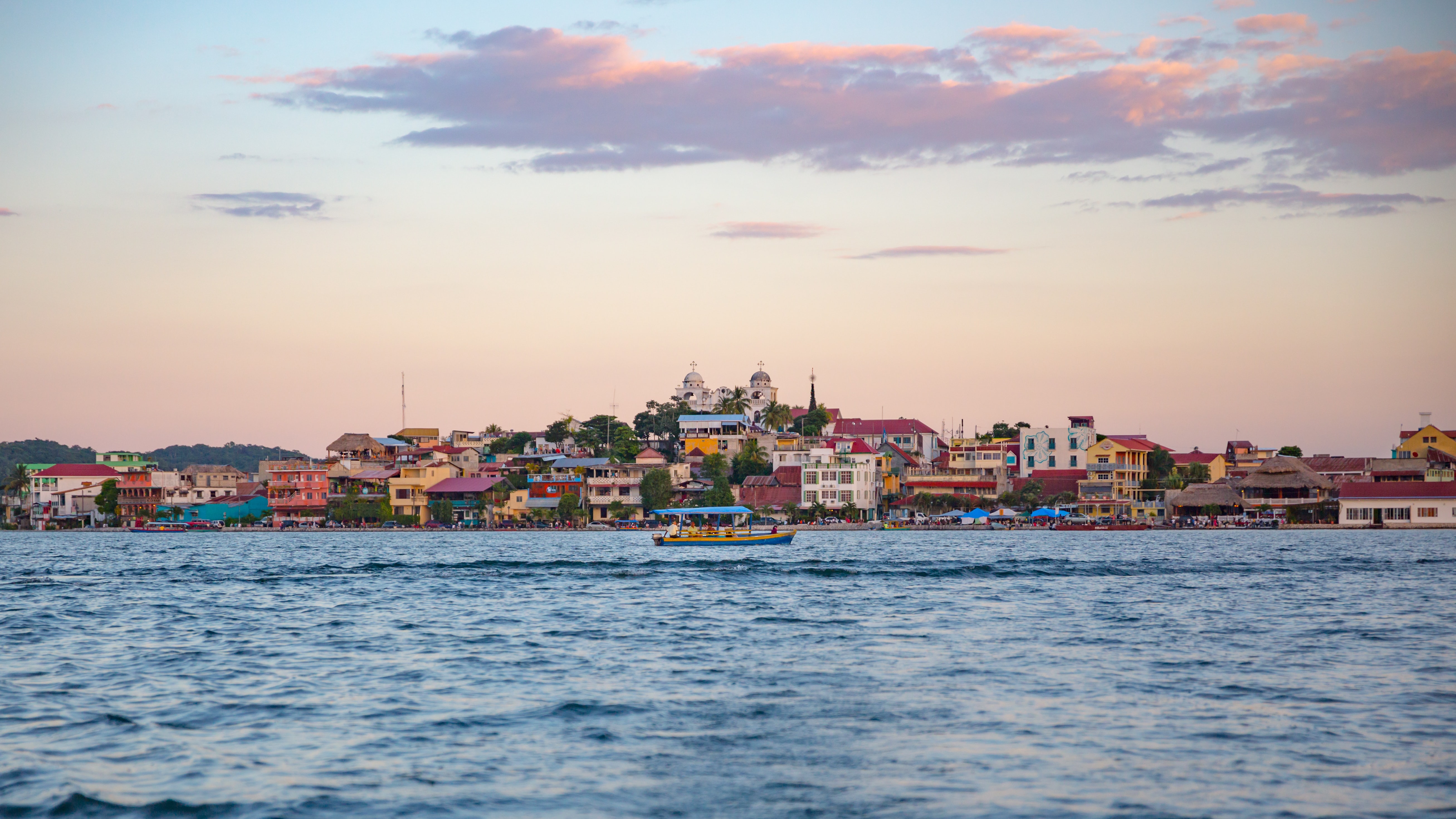 Michiel Ton – Flores, Guatemala