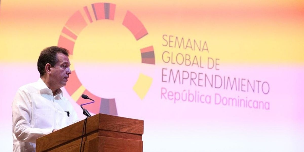 Ito Bisonó, Ministro de Industria, Comercio y Mipymes de la República Dominicana