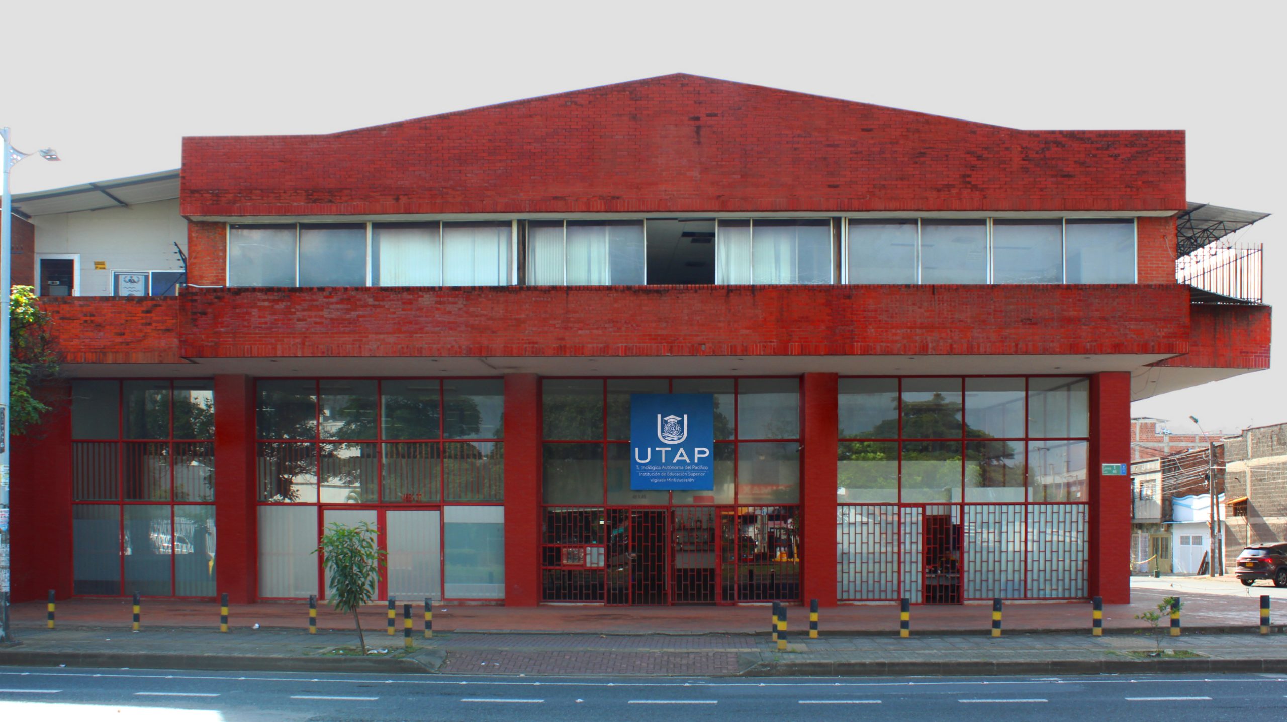 FUNDACIÓN TECNOLÓGICA AUTÓNOMA DEL PACÍFICO