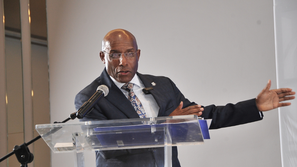Minister Aubyn Hill