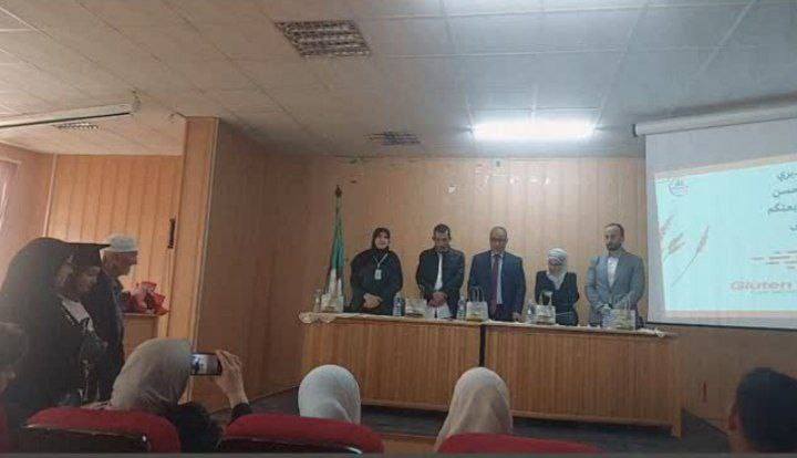 لجنة المناقشة