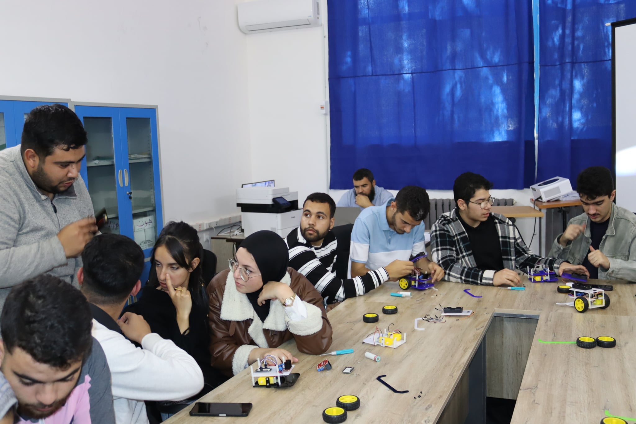 Practical Workshop: "Build Your Robot"