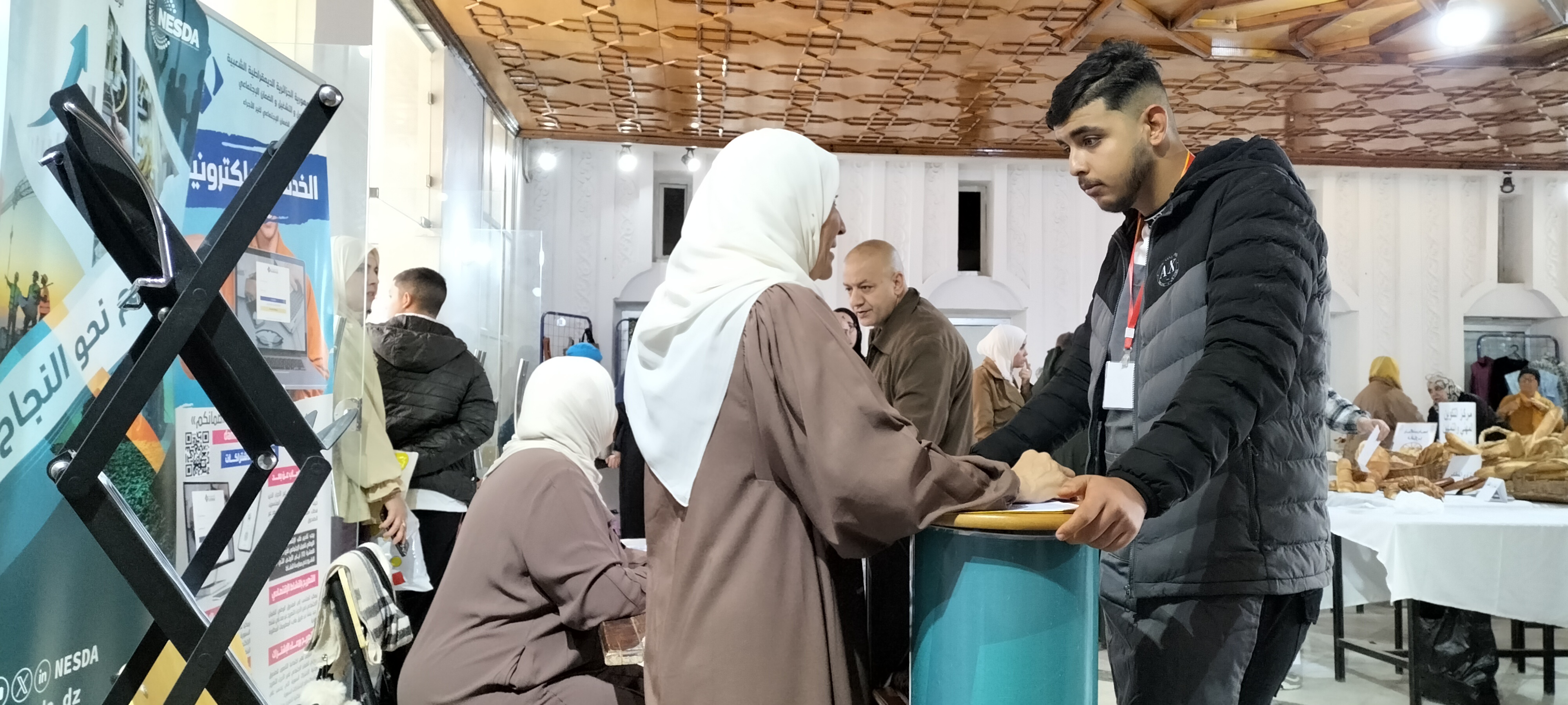 اليوم الوطني للحرفي جناح لعرض خدمات ناسدا