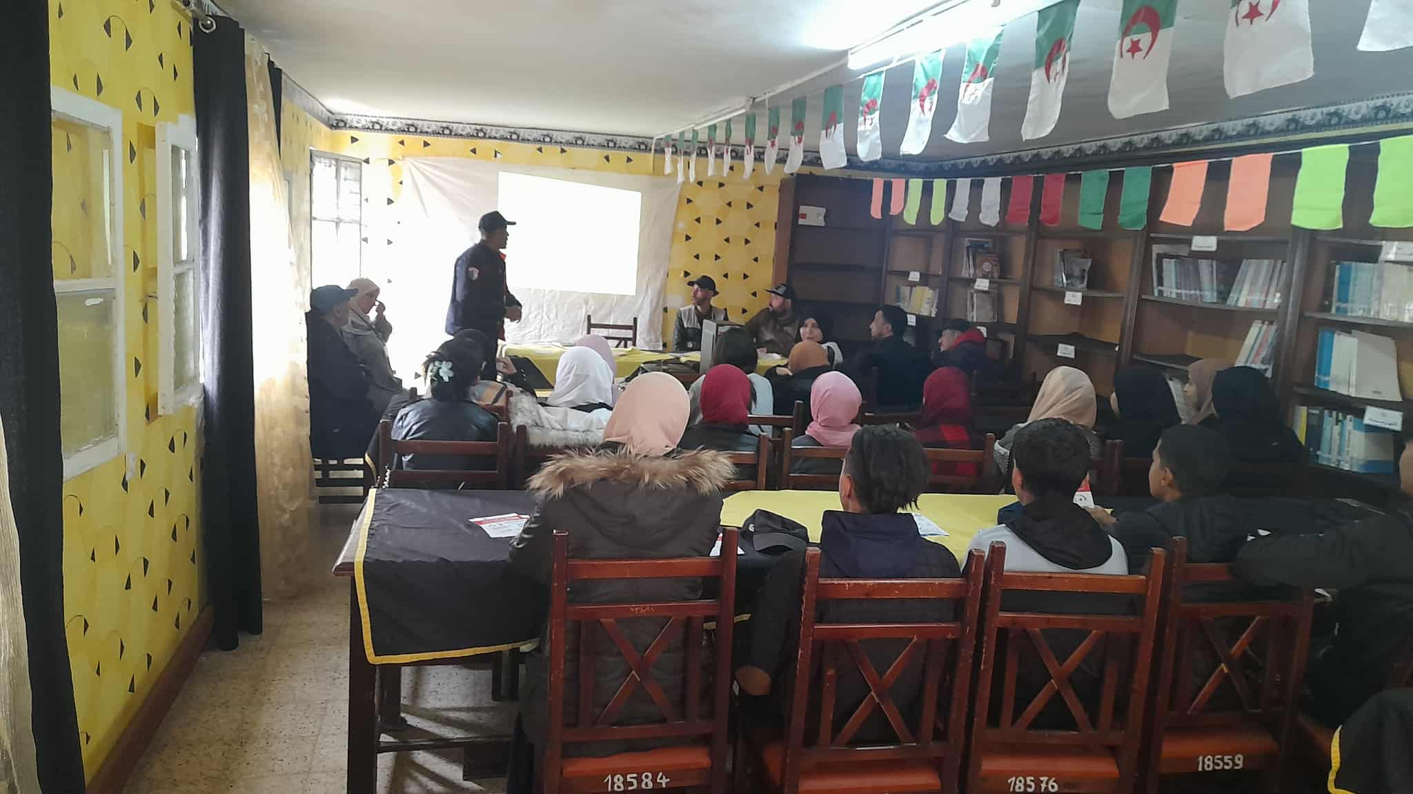 يوم تحسيسي لفائدة منربصي ومتمهني المركز