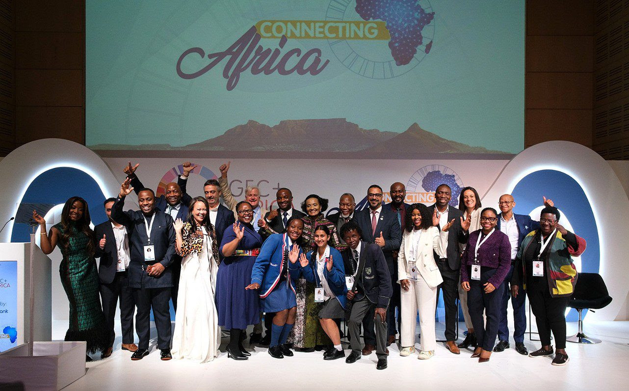 GEC+AFRICA ET PROGRAMME DEBOUT JEUNE