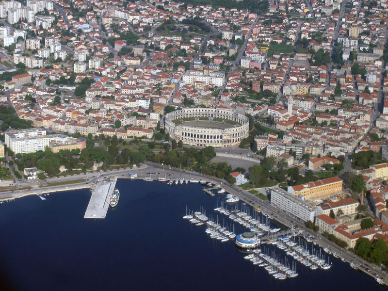 BPW Pula the 1st Croatian Club