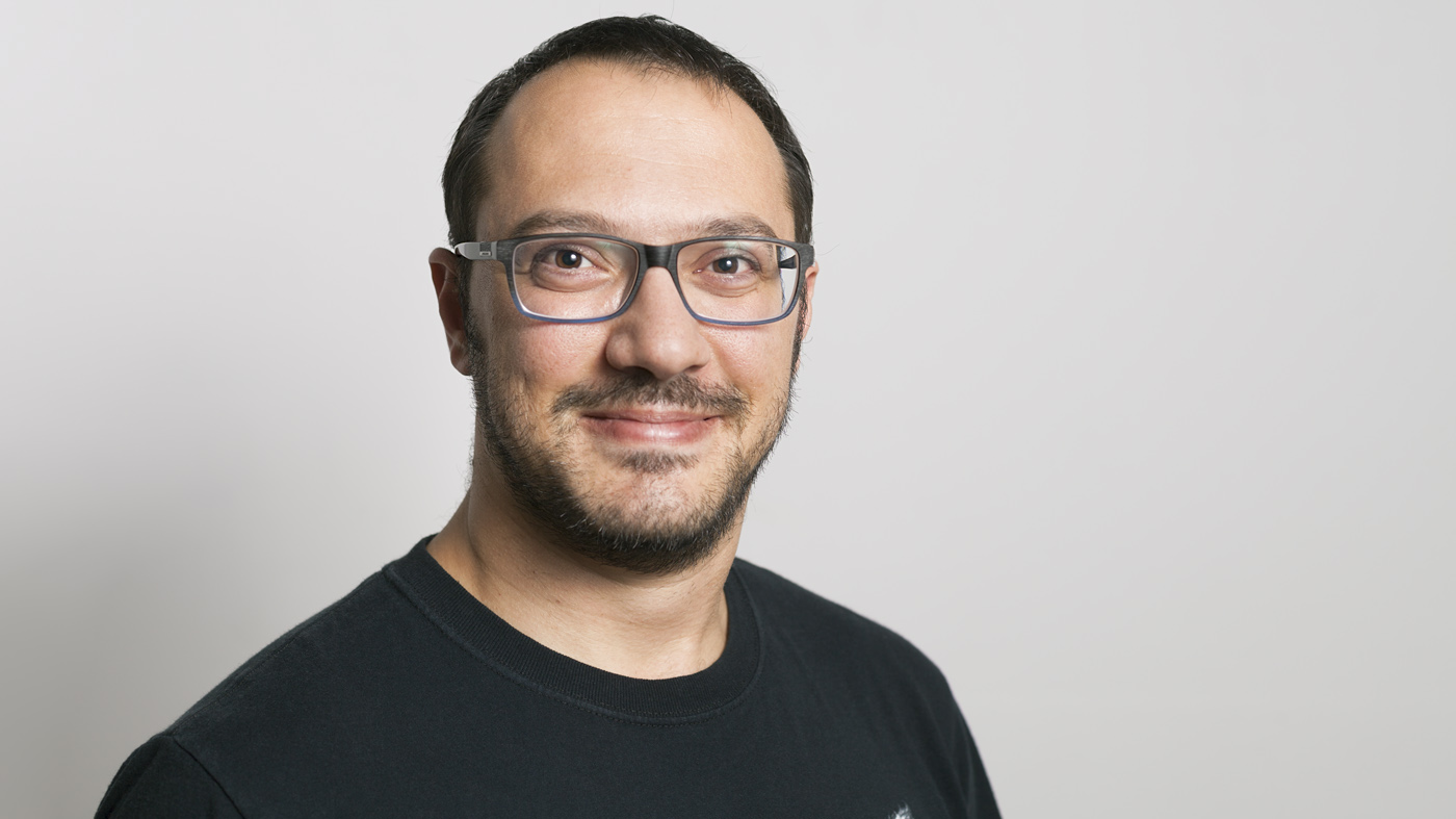 Profile picture for user Ozan Sonmez