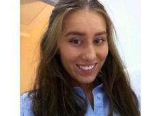 Profile picture for user Lara