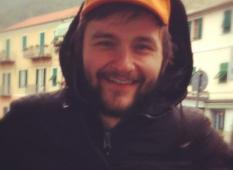 Profile picture for user ilya