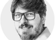 Profile picture for user Andrea Carbone
