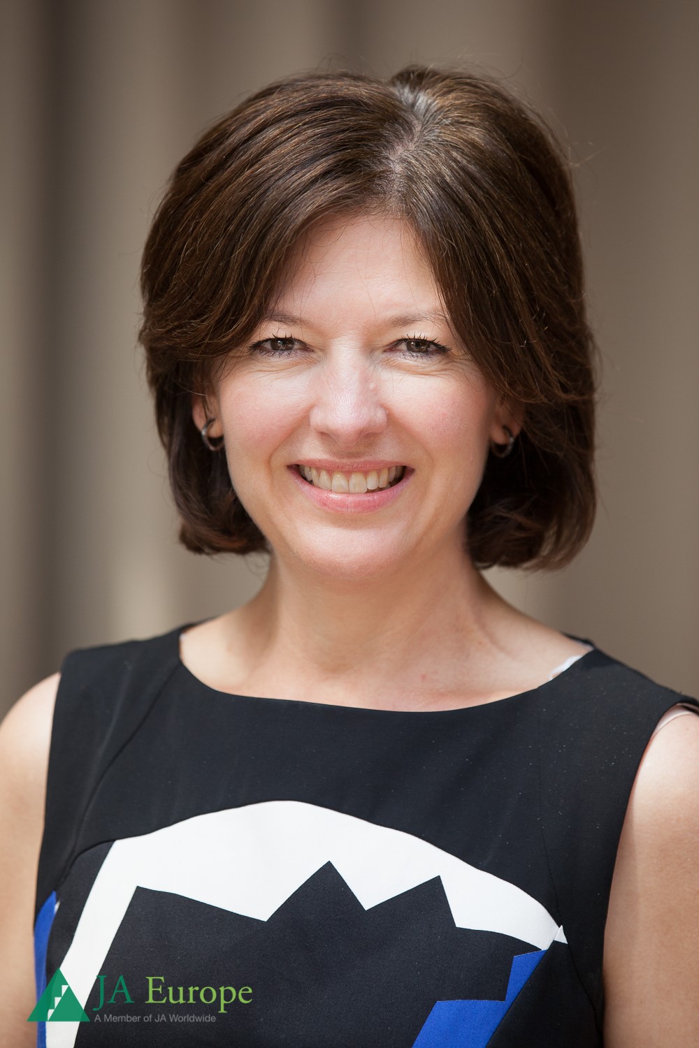 Profile picture for user Caroline Jenner