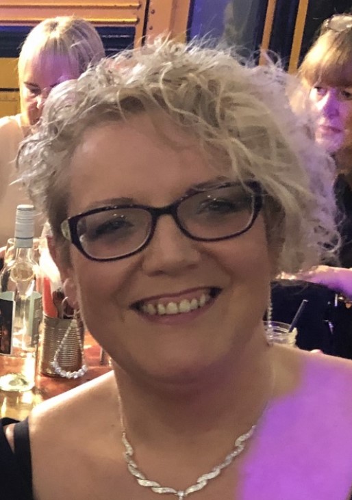 Profile picture for user Angela Cullen