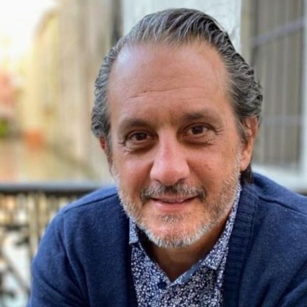 Profile picture for user Angelo Burgazzi