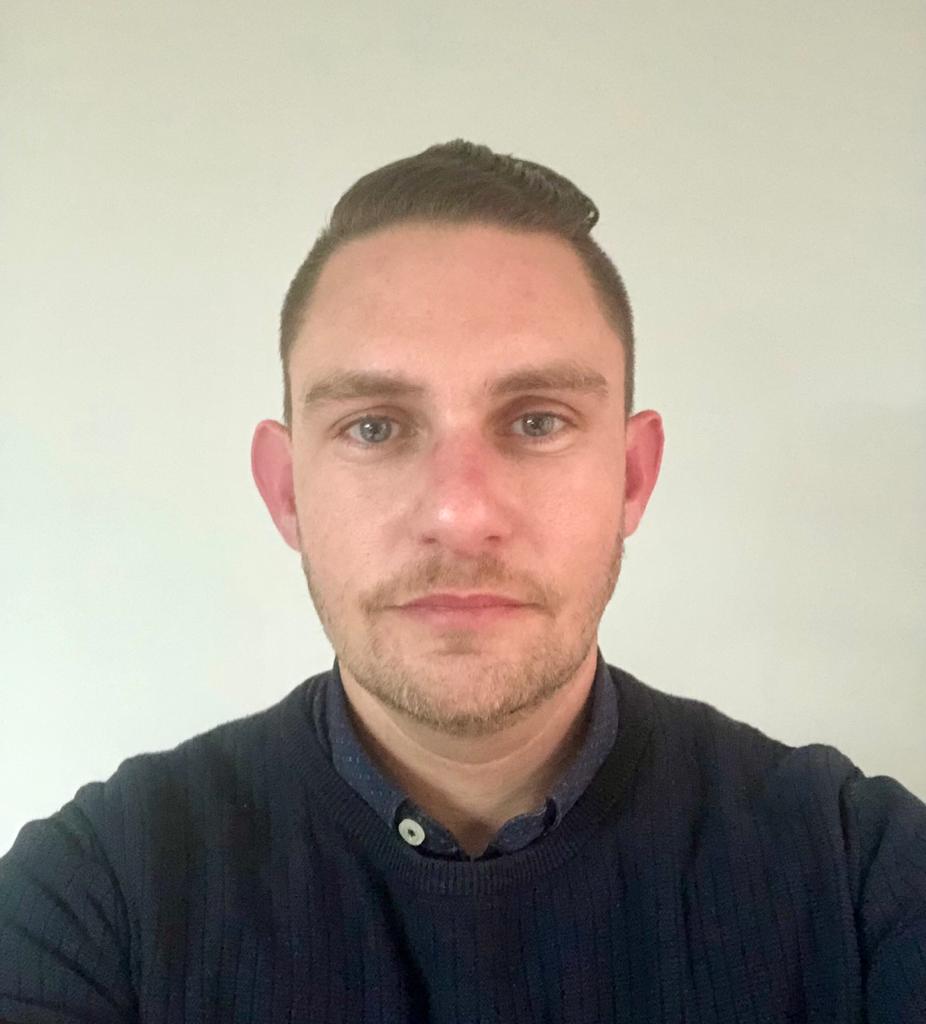 Profile picture for user Julian Dingli