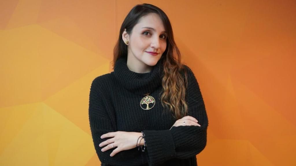 Profile picture for user Angela Galeano