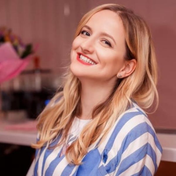 Profile picture for user Anna Petrova - HOST UKRAINE