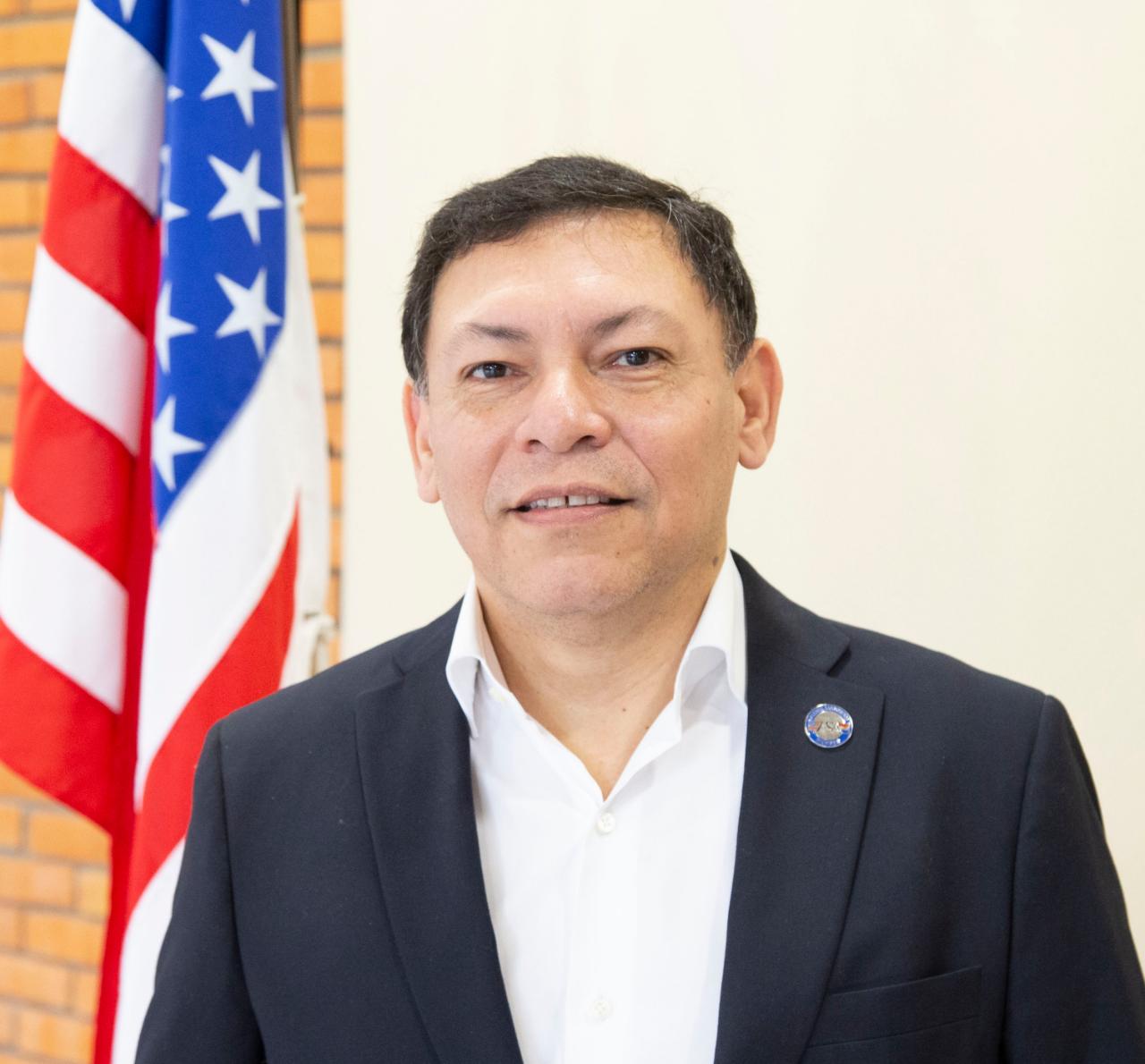Profile picture for user Antonio Alemán