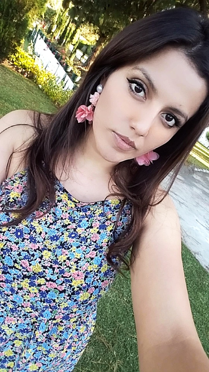 Profile picture for user Victoria