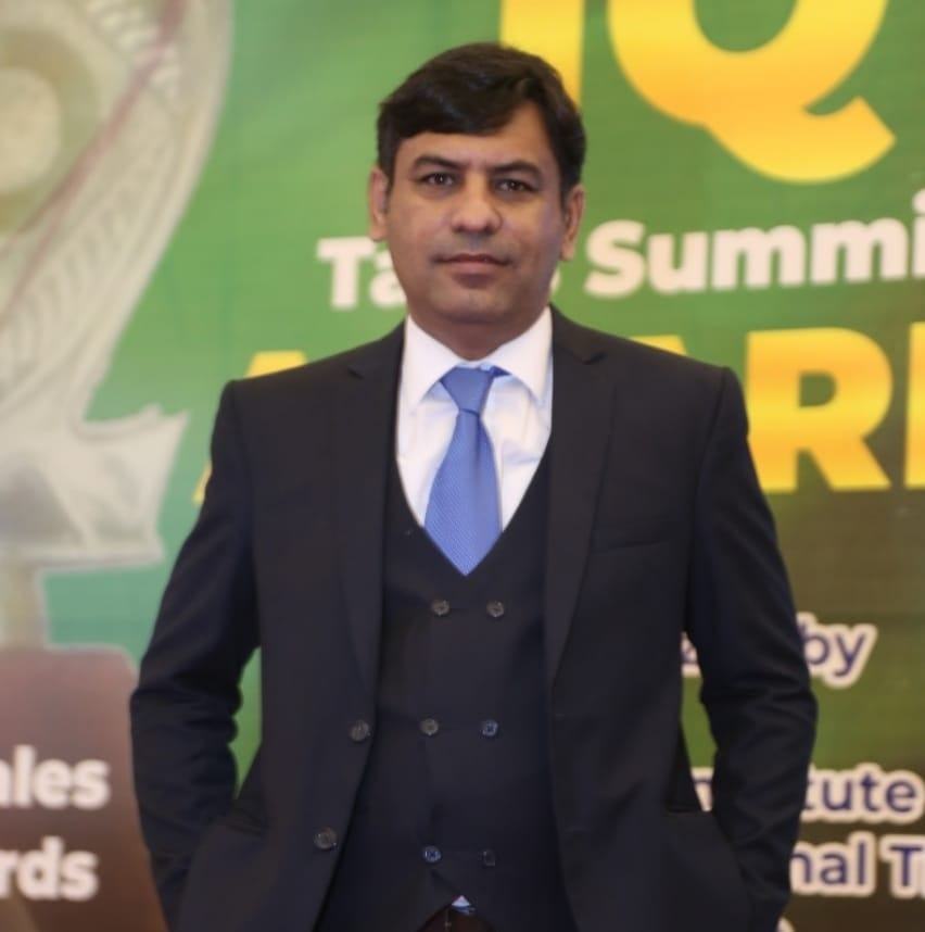 Profile picture for user Zeshan Hashmi