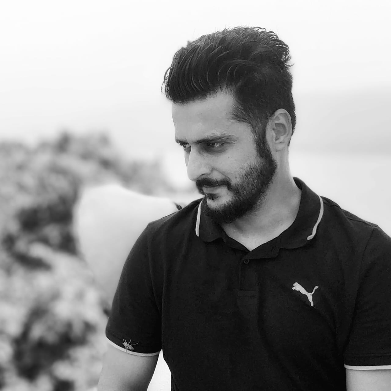 Profile picture for user vineetkhurana