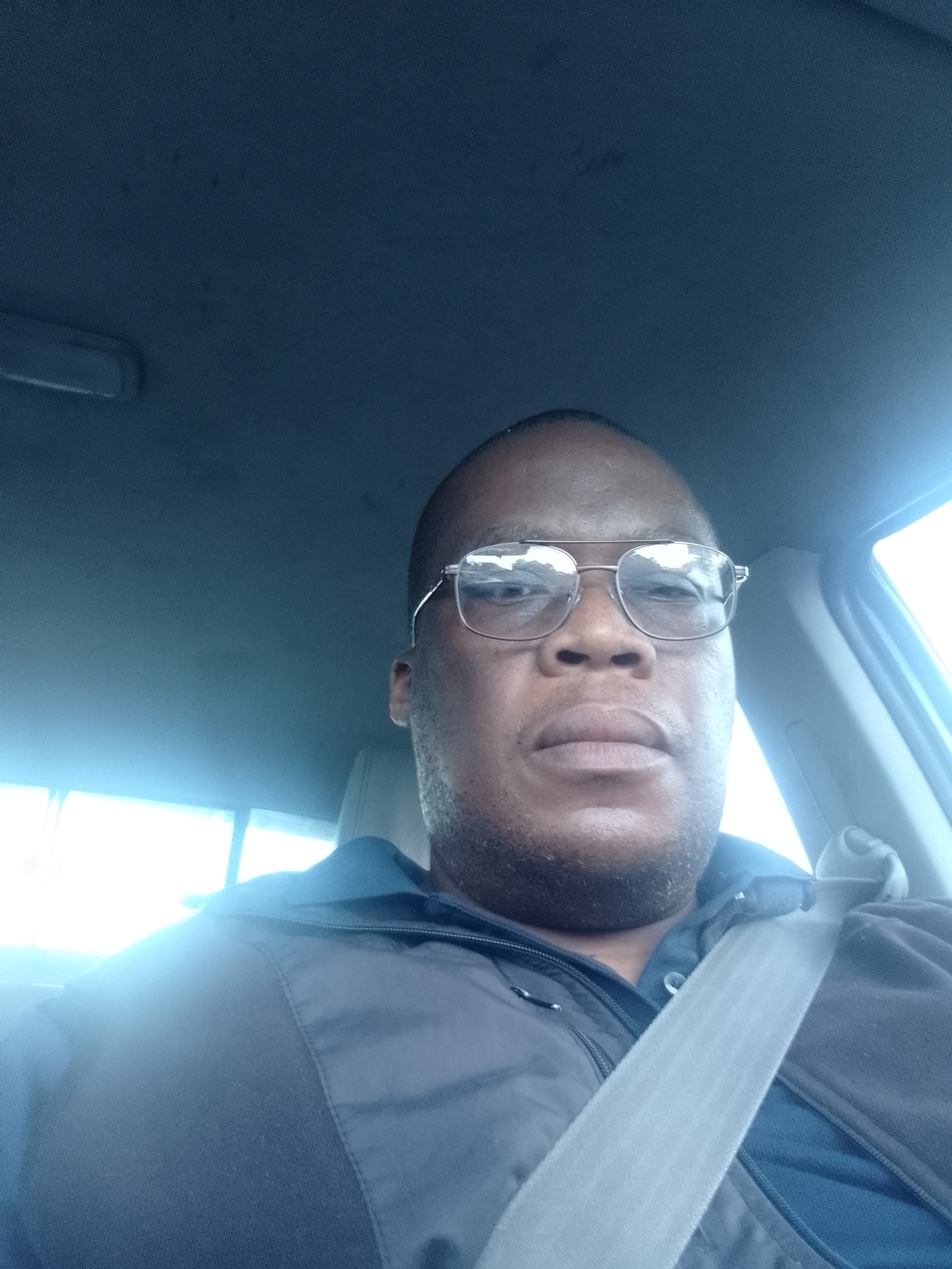Profile picture for user WELILE HLOPHE