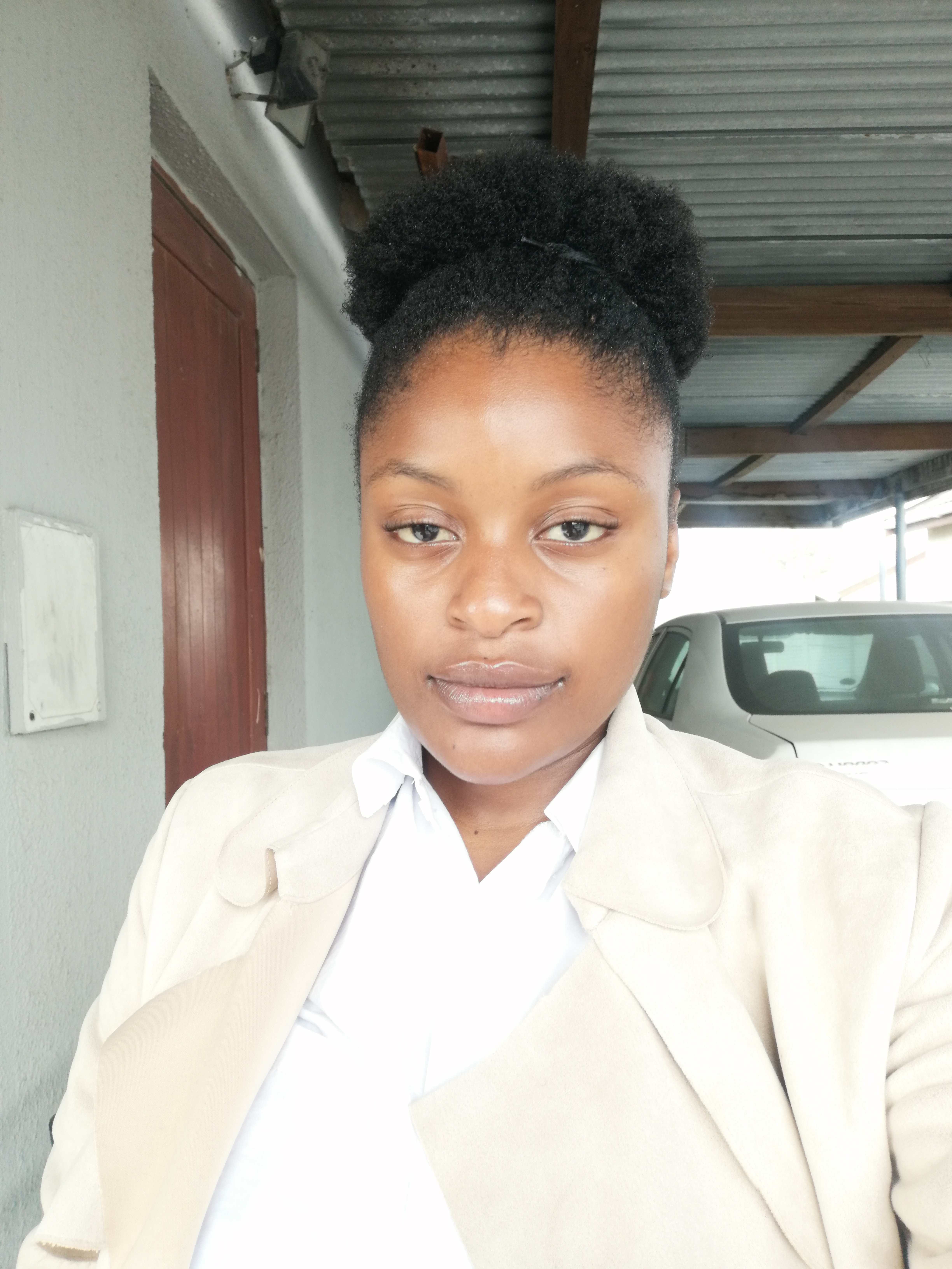 Profile picture for user Buhle Mcetywa