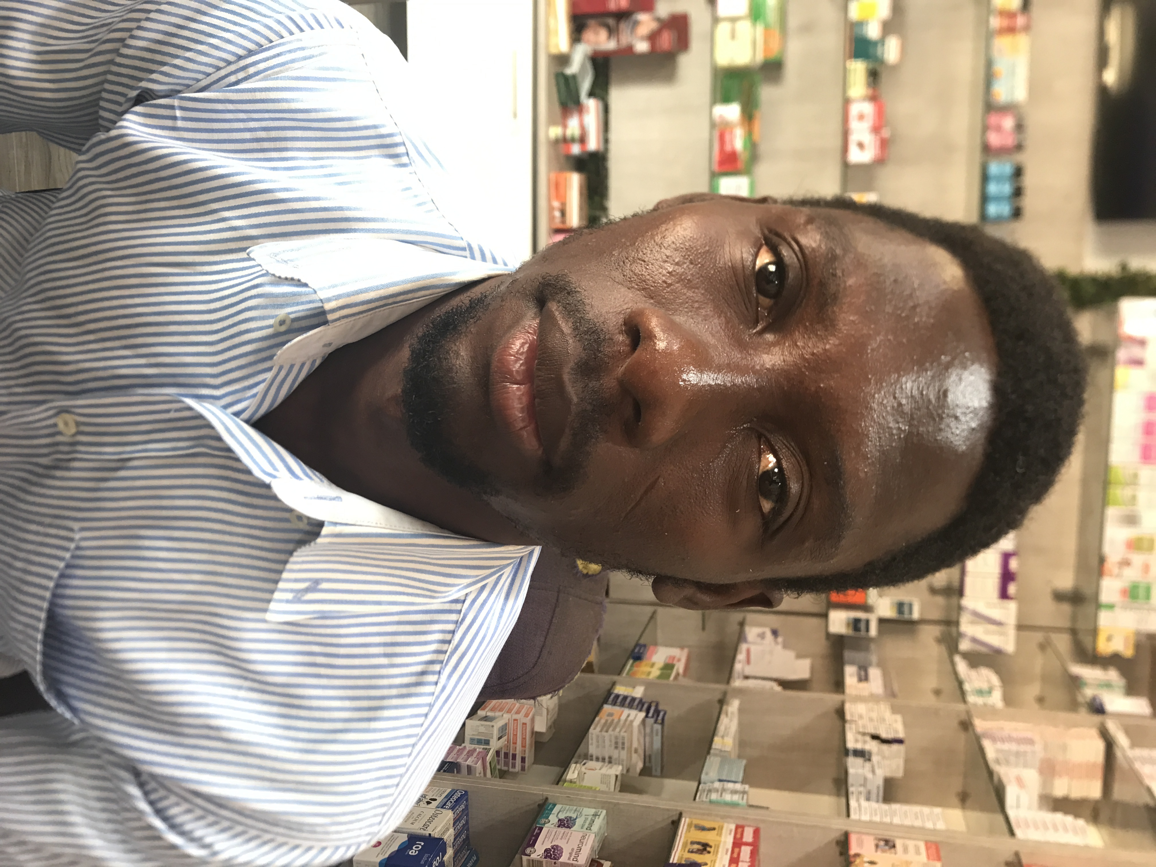 Profile picture for user nelsonkwamenyoobila