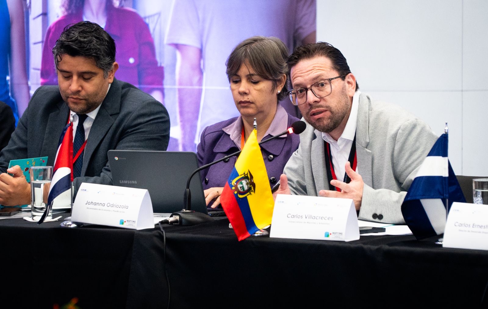 Profile picture for user Cf.villacreses