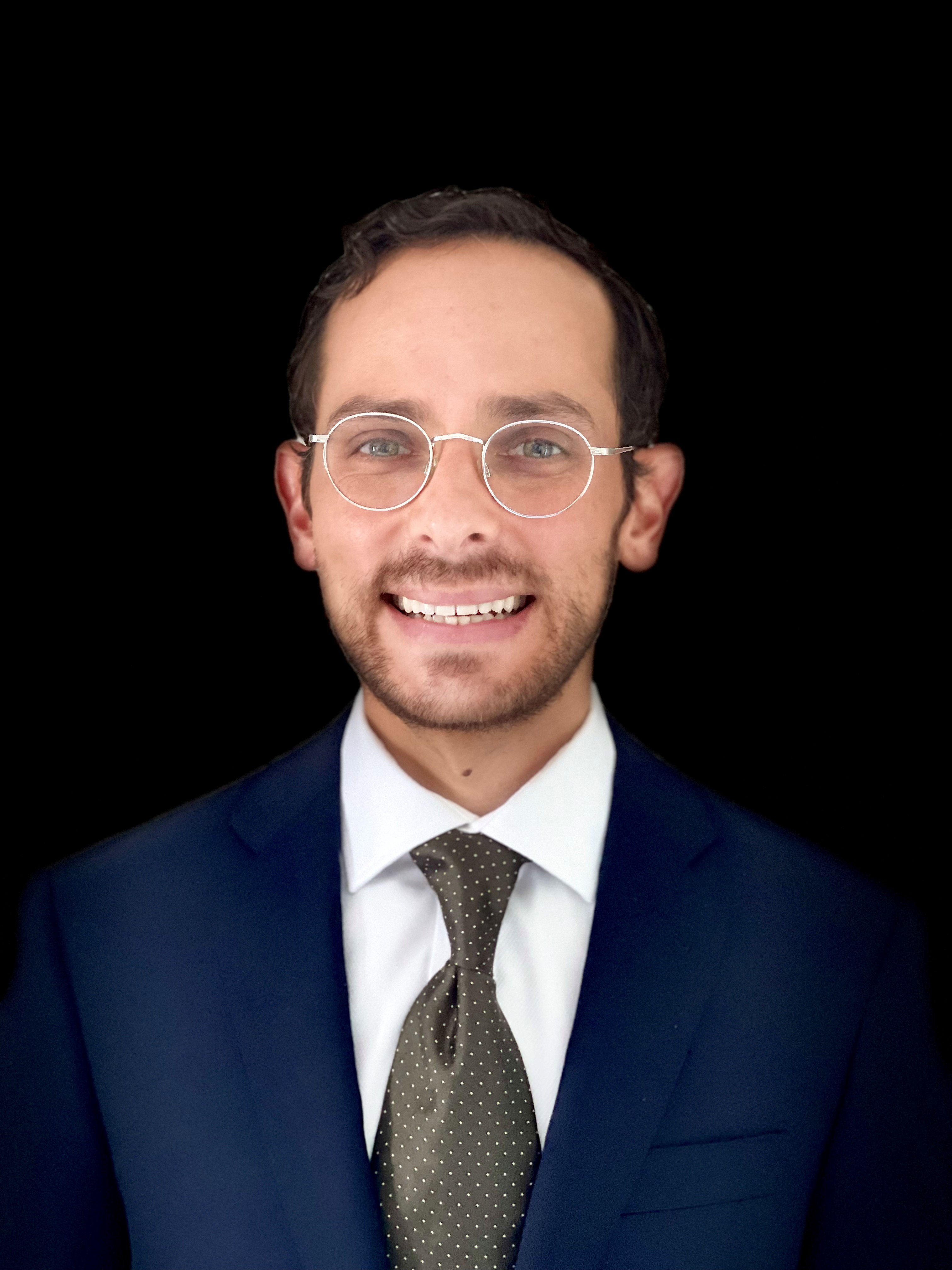 Profile picture for user gustavo.e.perez