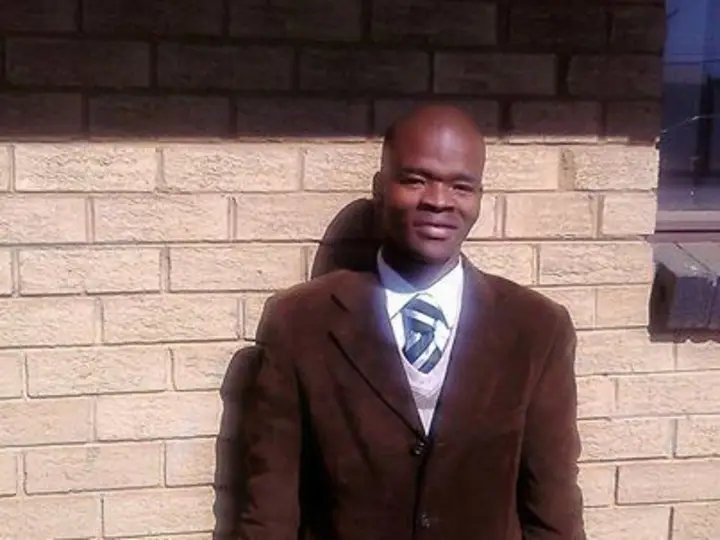 Profile picture for user LebogangMlangeni