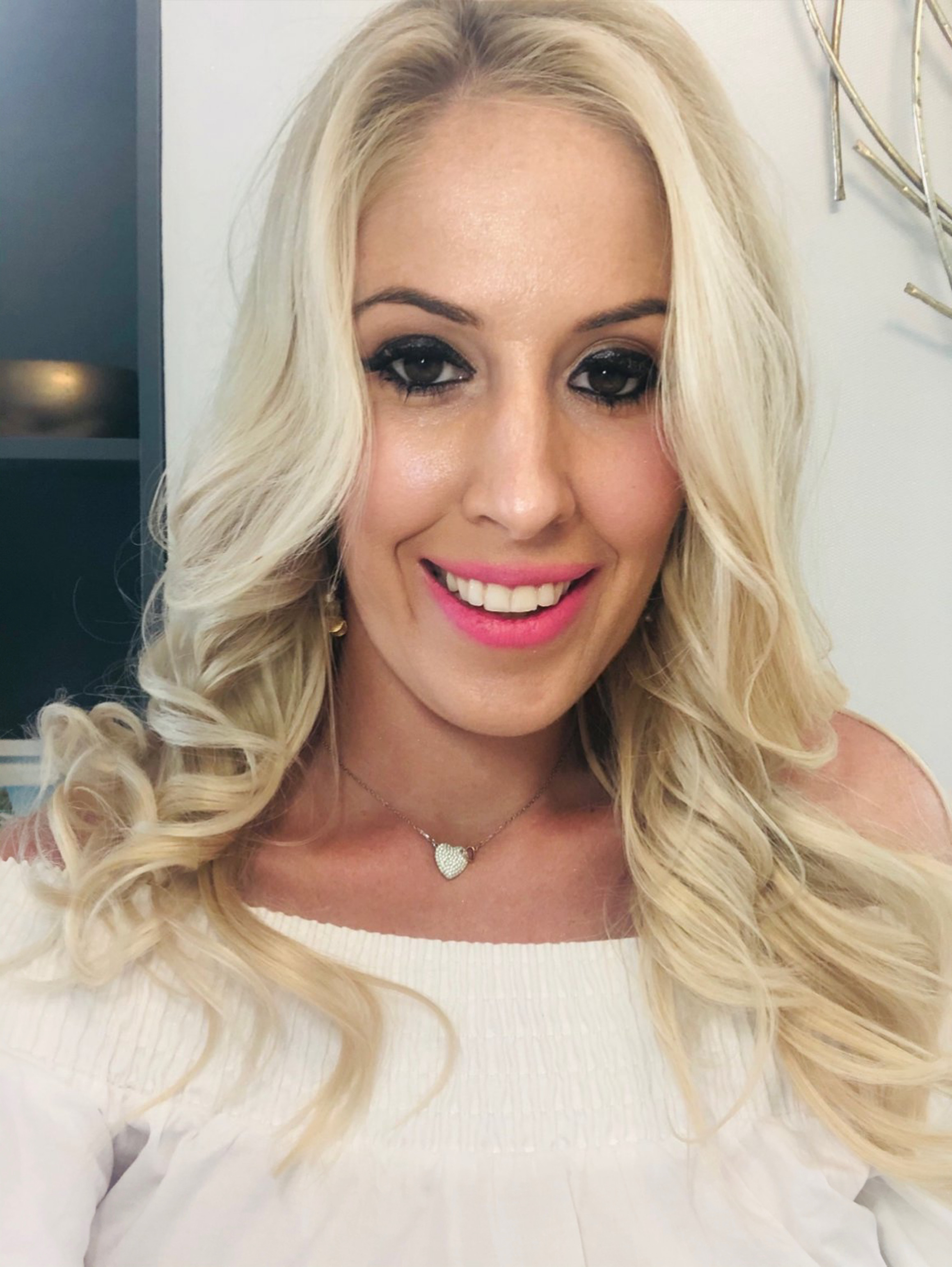 Profile picture for user dr.barta.anita