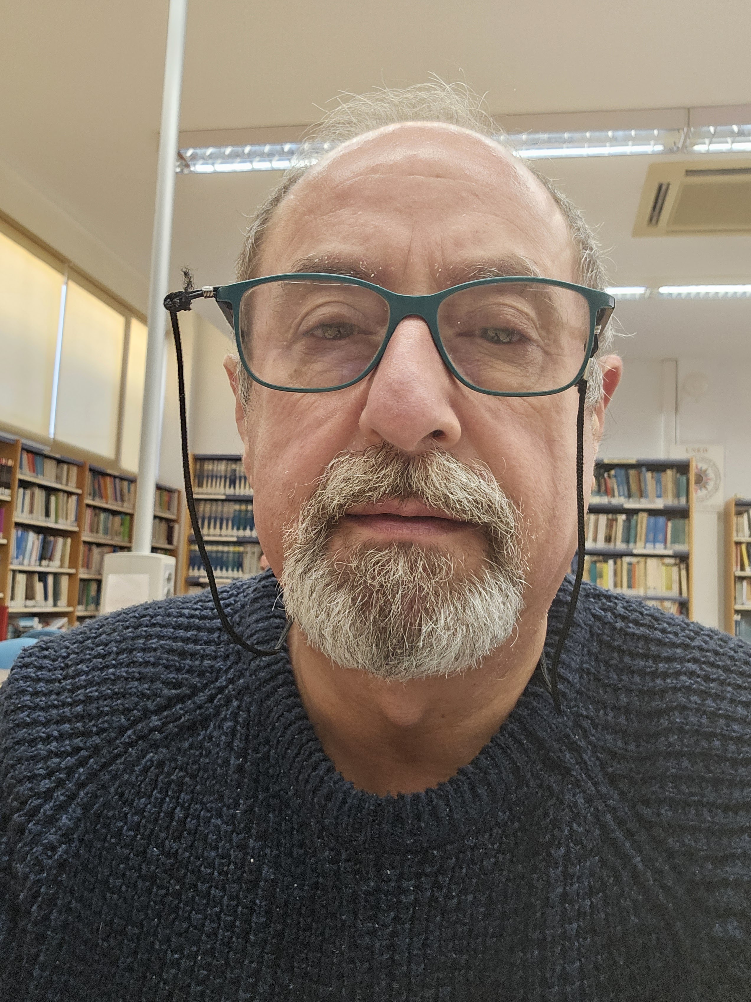 Profile picture for user carlespollensa