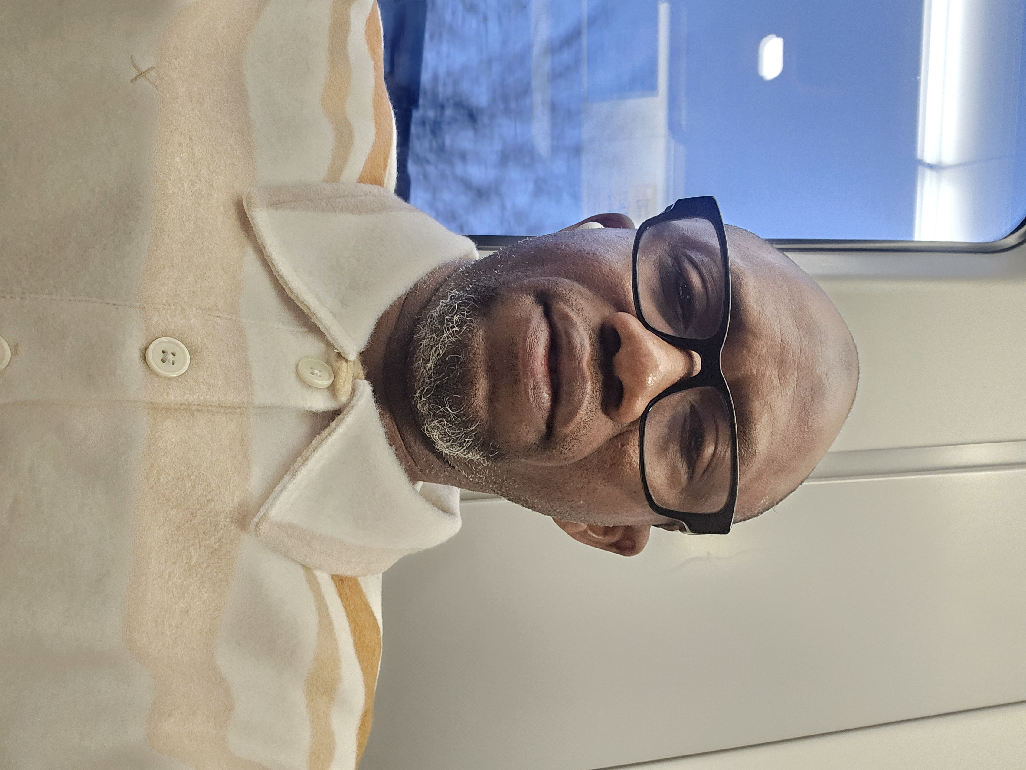 Profile picture for user idris_ade