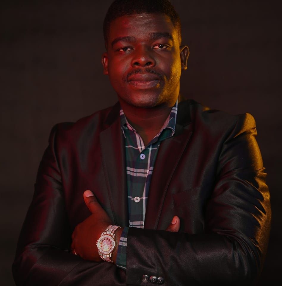 Profile picture for user lindelani_1