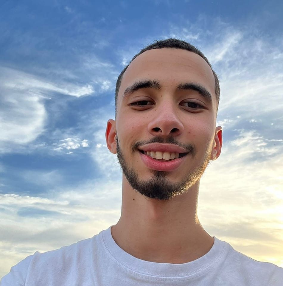 Profile picture for user zine.eddine3033