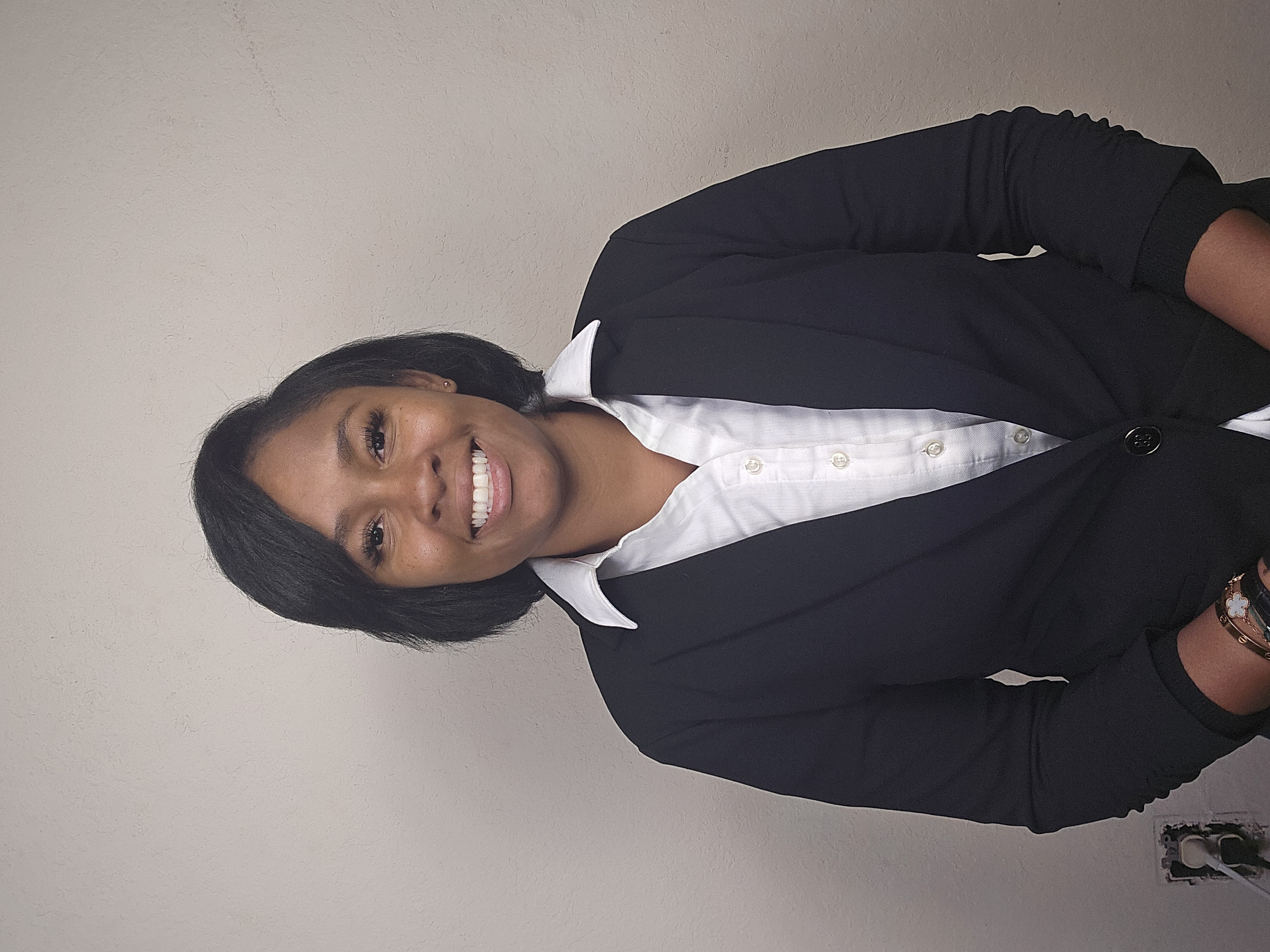 Profile picture for user monique09smith