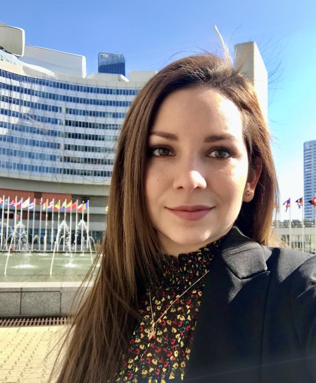 Profile picture for user gina.maldonado@bluence.org