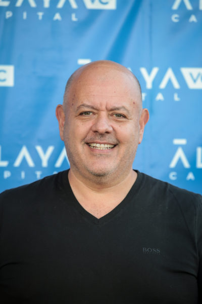 Profile picture for user Omar Vega