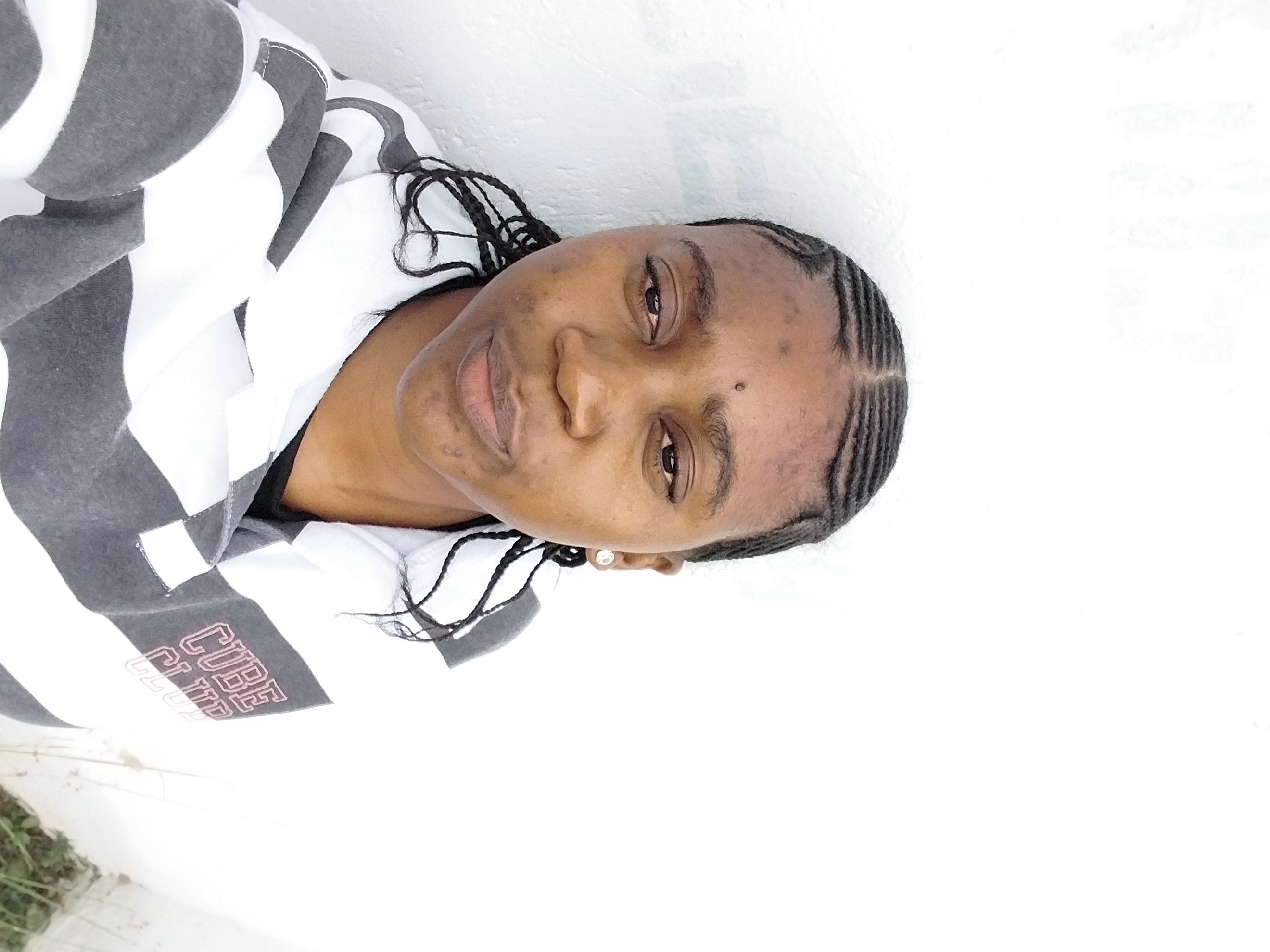 Profile picture for user ntsakisengobeni98