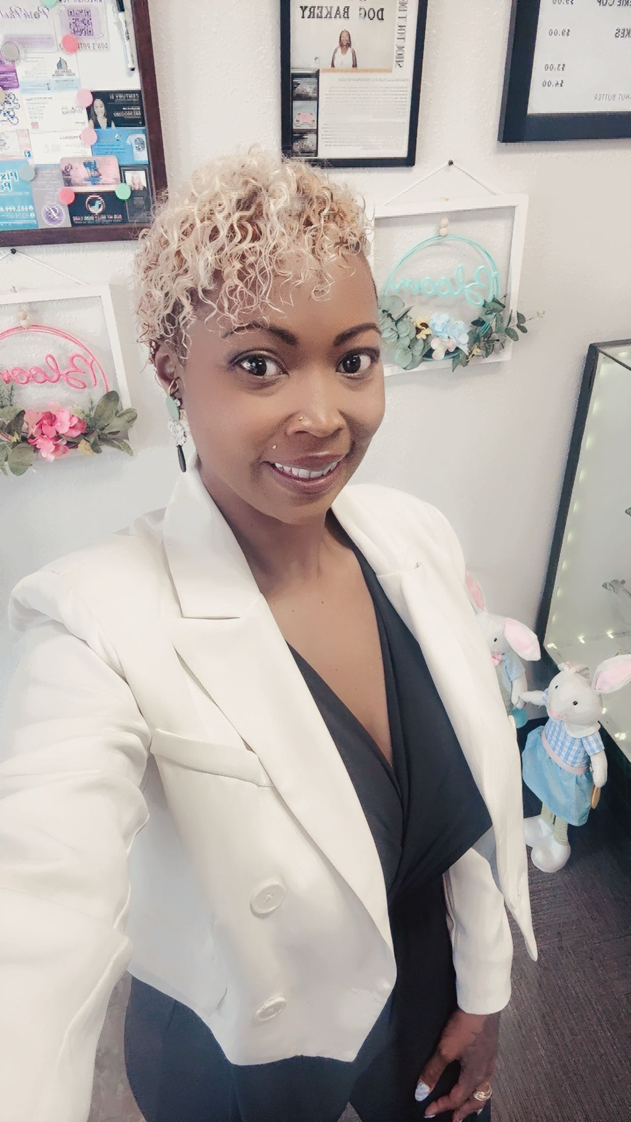 Profile picture for user treats