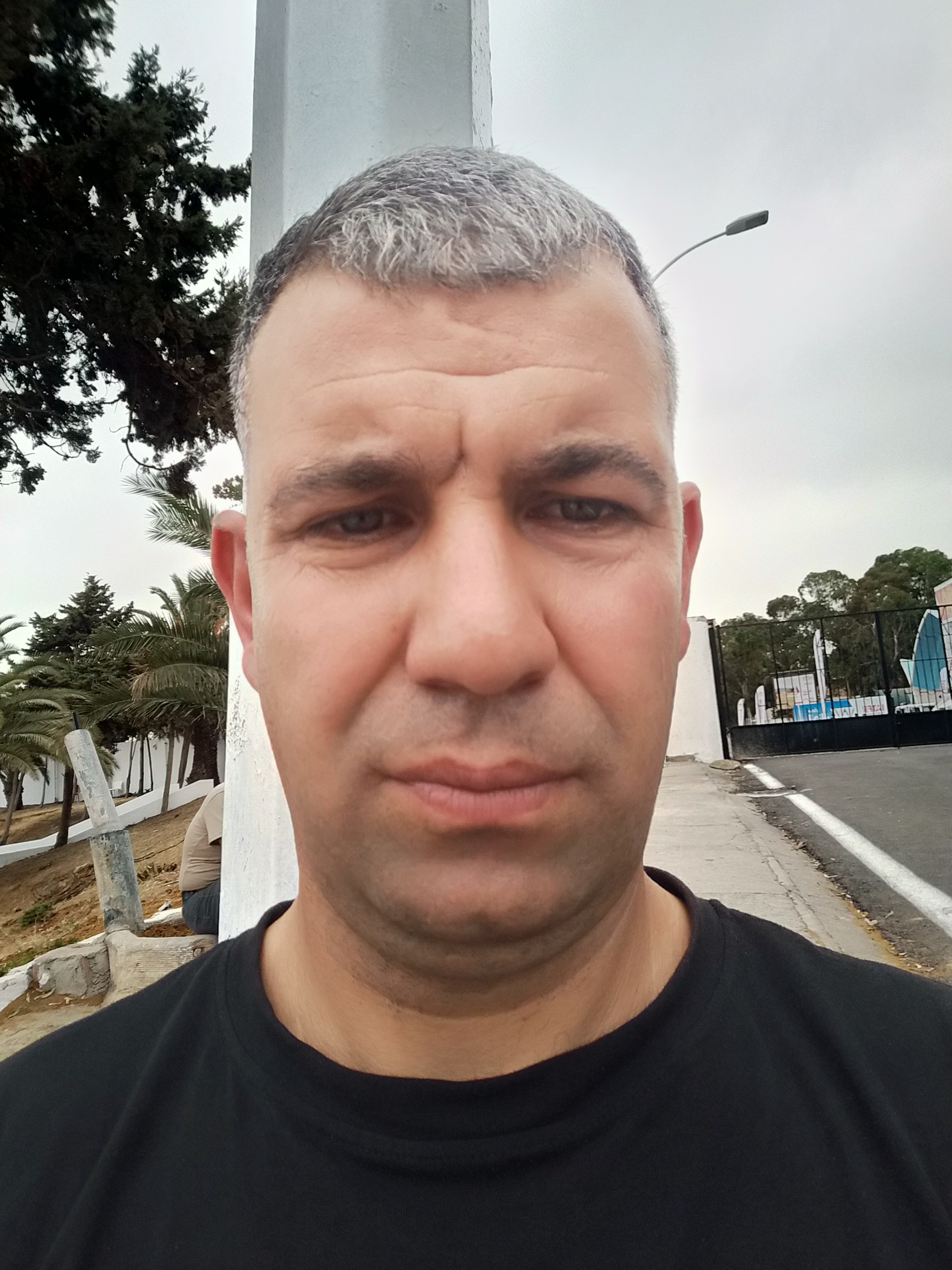 Profile picture for user daimourad2020
