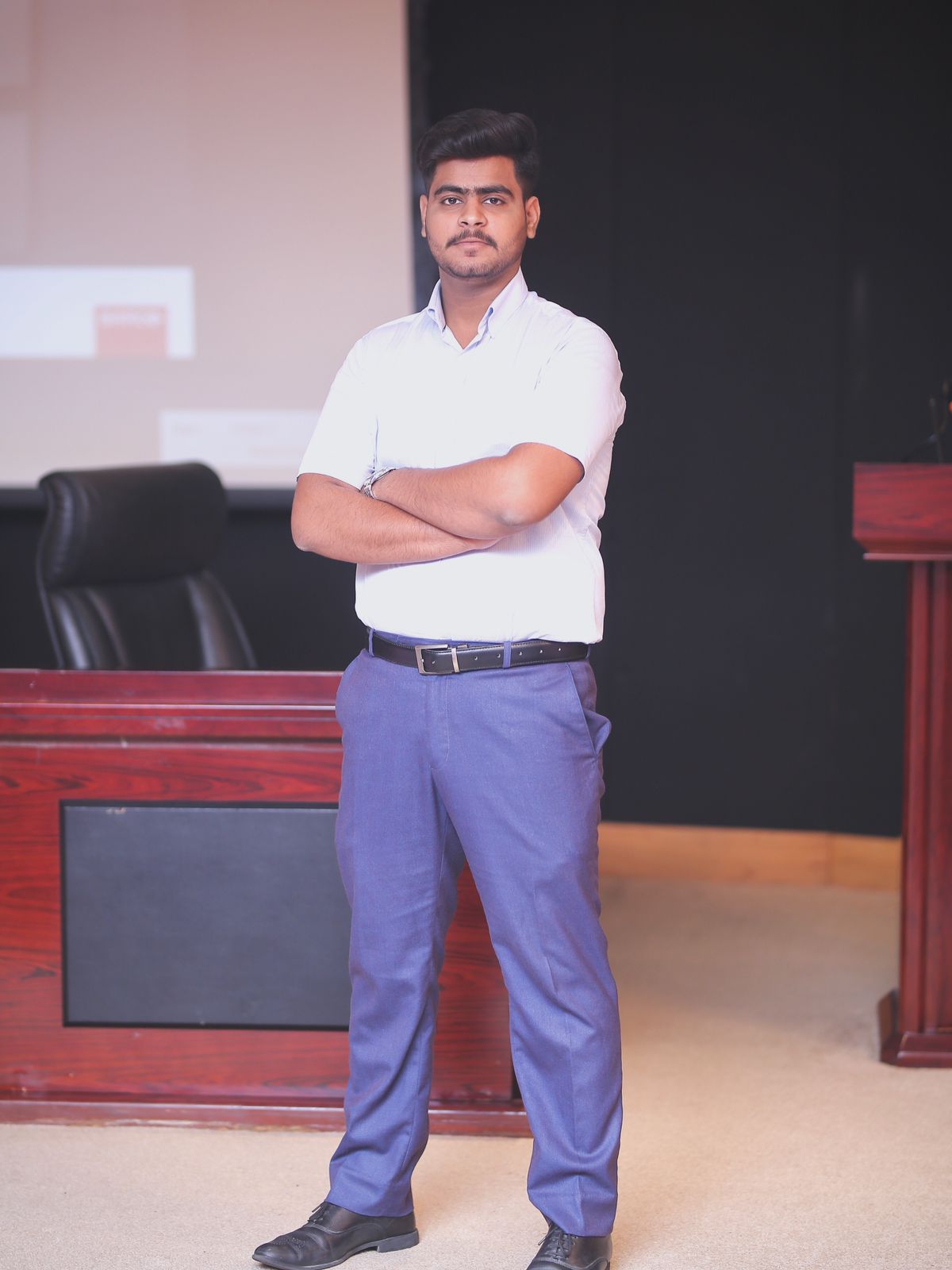 Profile picture for user okashasiddique10