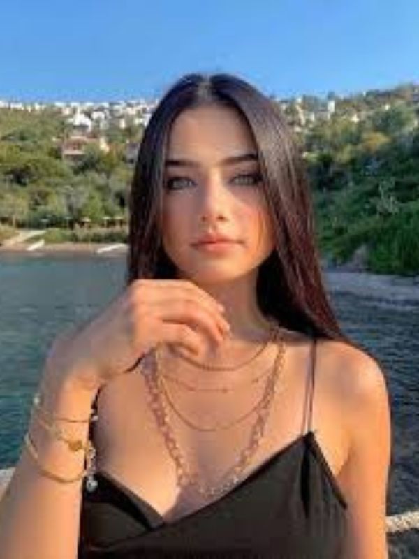 Profile picture for user stellasebastian41