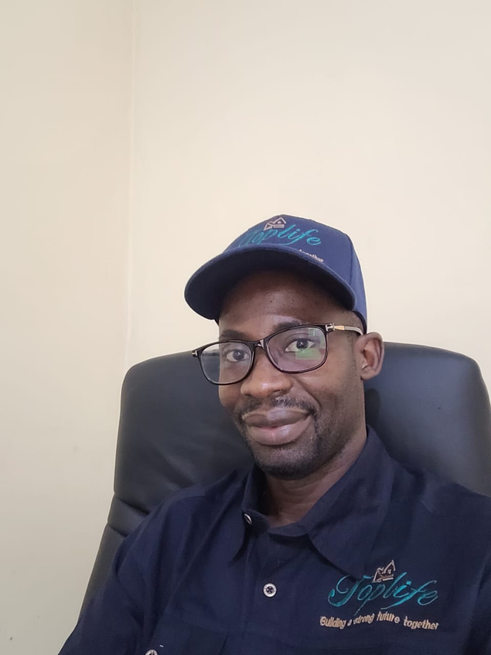 Profile picture for user talktophiri