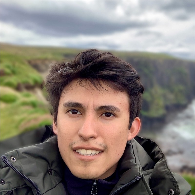 Profile picture for user Denis Alvarez