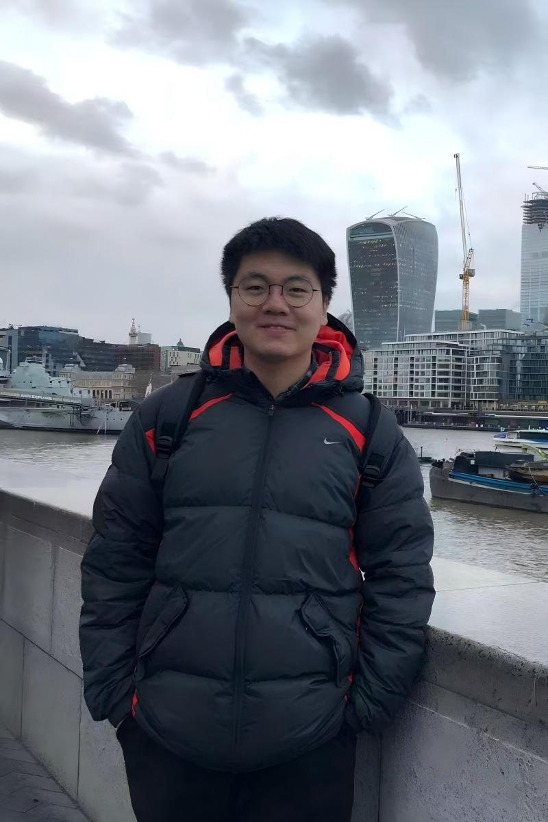 Profile picture for user Derek Tang