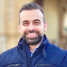 Profile picture for user Sélim Mekdessi