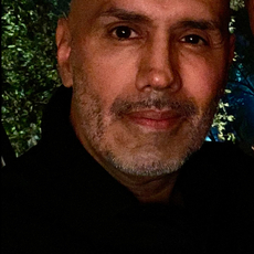 Profile picture for user robert-ramos