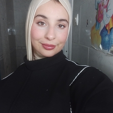 Profile picture for user liliaelkolli