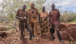 Entrepreneurs in Tanzania, part of Pact's Moyo Gems program